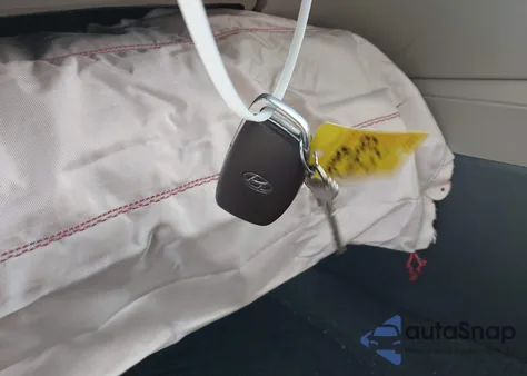 2020 Hyundai Elantra Value Edition z USA, uszkodzony, nr VIN 5NPD84LF0LH617097